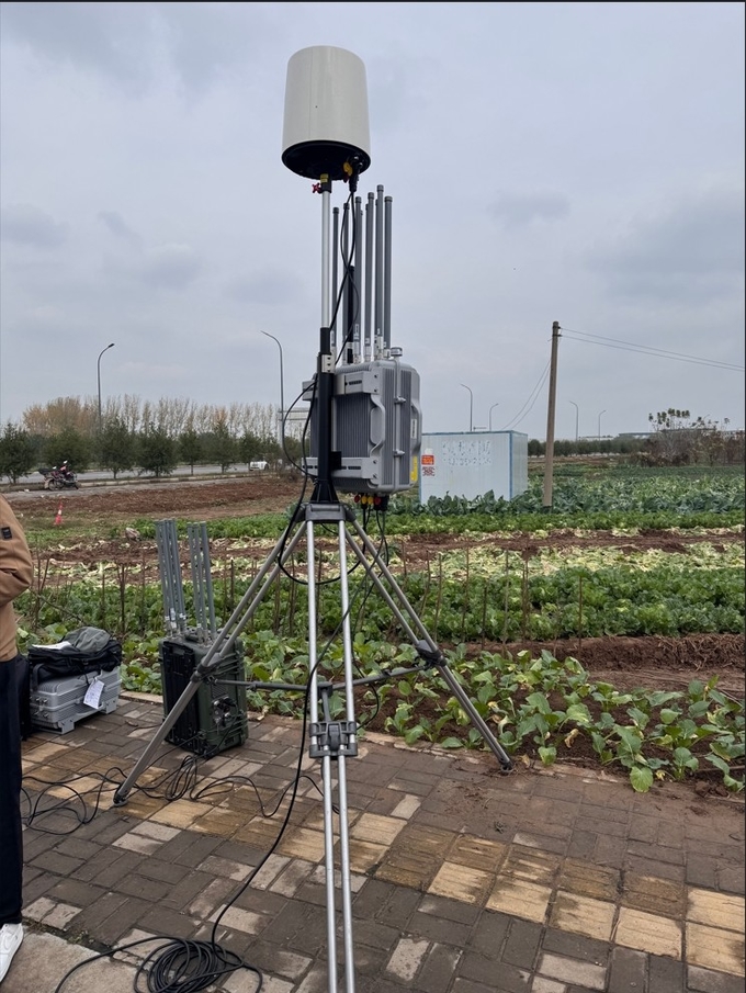 드론 FPV GPS, BeiDou, GLONASS 갈릴레오 스푸핑 장치 공항, 감옥, 국경 보안, 발전소 보안 0