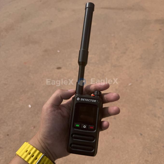 1500m-2000m 조기 경고 휴대용 FPV 드론 탐지기 탐지 800MHz 1500MHz 2400MHz 5800MHz 1